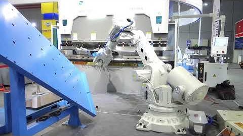 CHUANGHENG 6 axis CNC Press Brake with ABB Robot Bending Robotic Cell