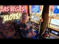 I put 100 in a slot at 4 queens hotel  heres what happened  las vegas 2022