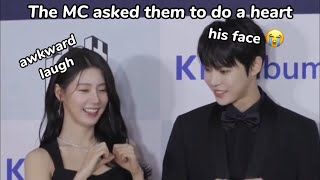 Doyoung x Miyeon (awkward interaction) at Circle Chart Music Awards