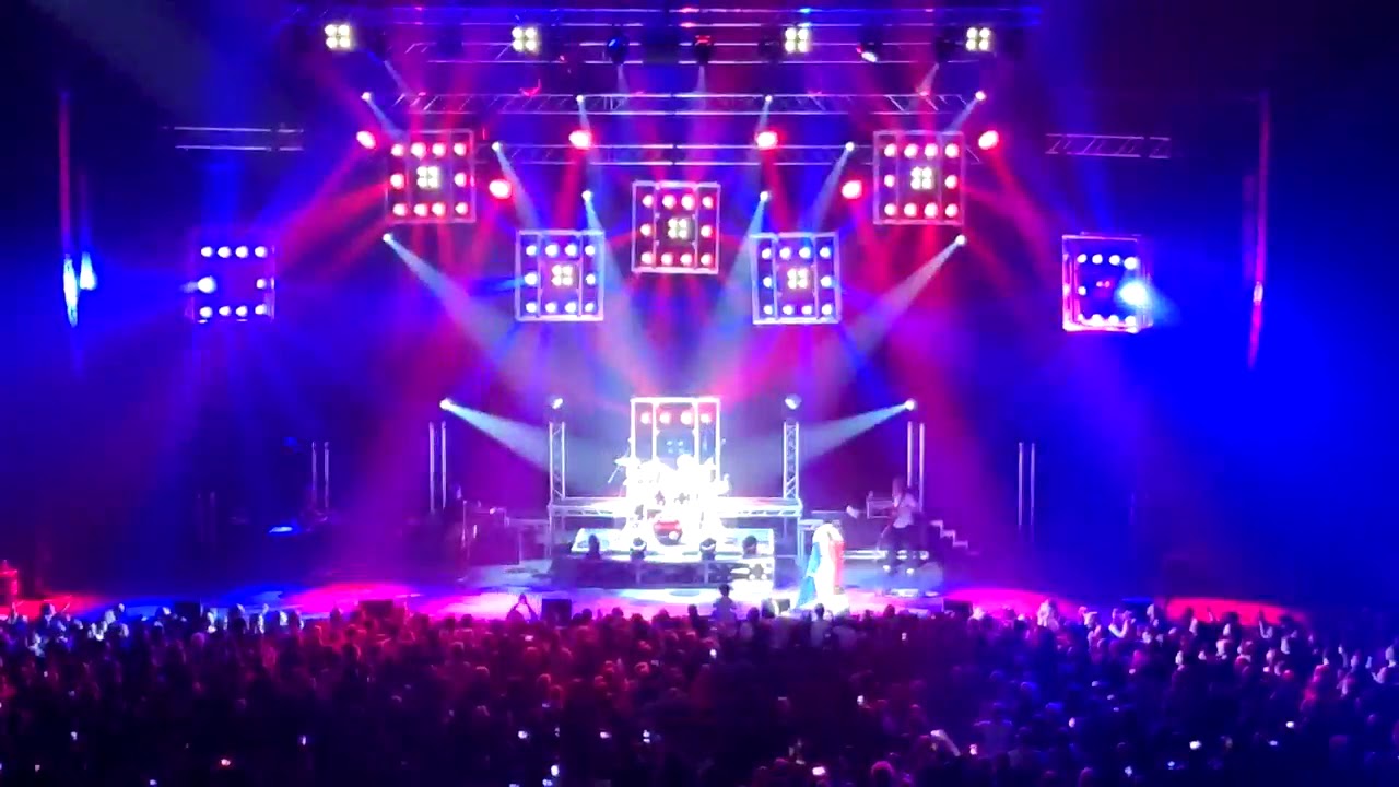 One Night of Queen - We will rock you live concert Caen 2020 - YouTube