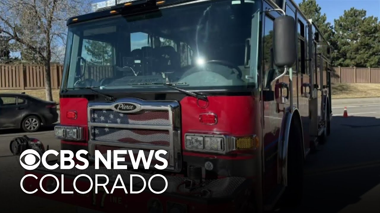 South Metro Fire Rescue crew involved in crash in Highlands Ranch - YouTube