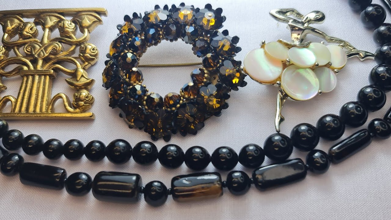 Чорний корал. Вінтажна біжутерія. MMA.  KJL. Kendra  Scott.  Sarah Coventry.