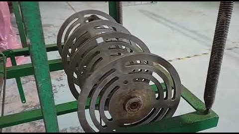 SEMM 3931 MACHINE LAB Balancing of Rotor-1a static unbalance condition (Part 1 of 5)