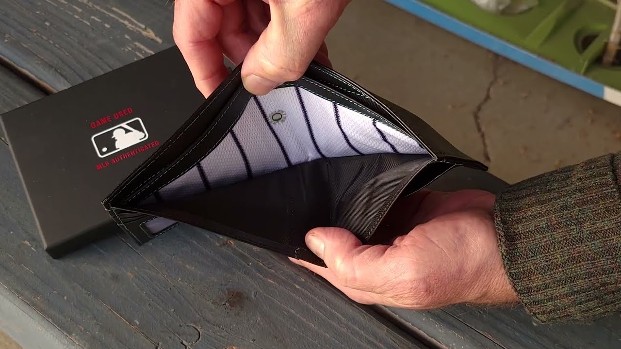 Billfold Baseball Glove Wallet : Louisville – Yurko Sports