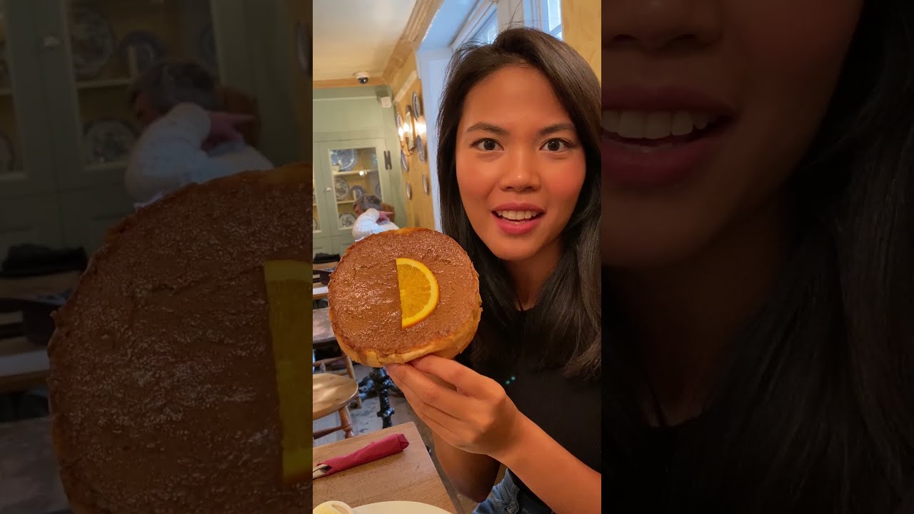 Sally Lunn buns from the 1600s - YouTube