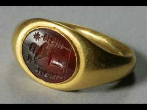 Beautiful Ancient  Antique and modern gold  silver rings