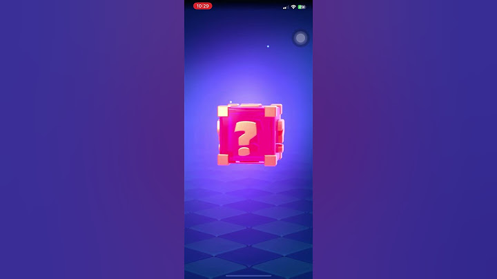Opening lucky drop in clash royale everyday 12