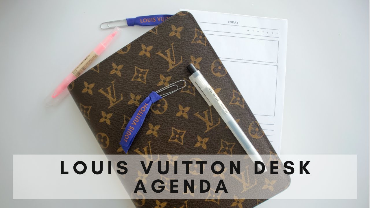 WHAT'S IN MY LOUIS VUITTON DESK AGENDA 