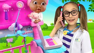Sasha plays with Mcstuffins Toys on the Farm and takes Care of Pets