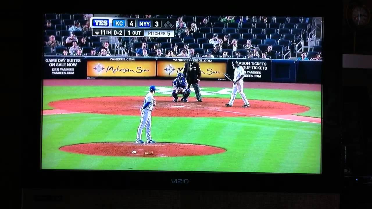 Louis Coleman of KC Royals - footage from his first MLB save against Yankees *HD*