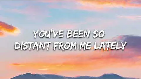 SELENA GOMEZ - RARE (LYRICS)