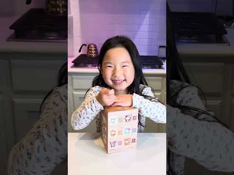 تحدي هالو كيتي أو الآيس كريم تناول الطعام أو ارقد في سلام 