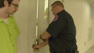 50 prisoners stuck in Winnebago jail as Illinois stops inmate transfers