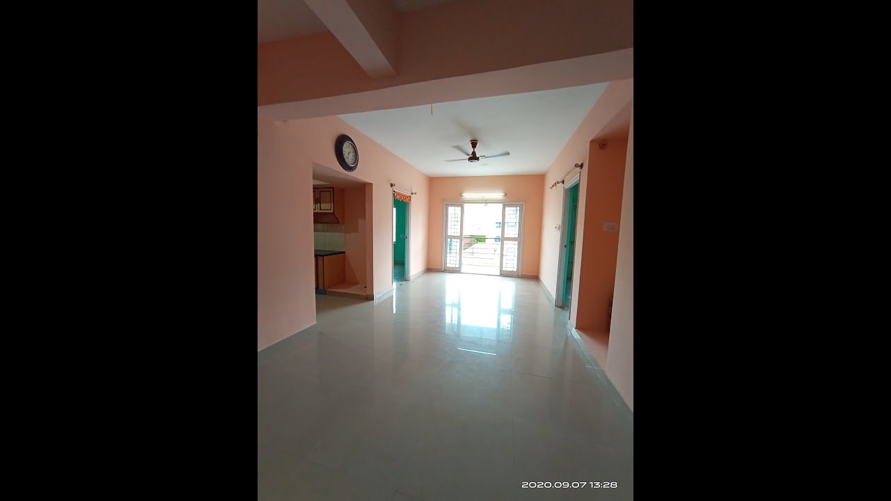 3 BHK semi furnished Apartment at Sneha Grandeur, Hoodi Circle