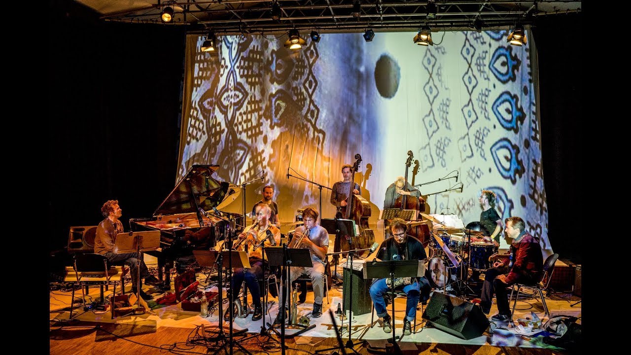 "OUT & ABOUT" -  Sebastian Gramss´ STATES OF PLAY