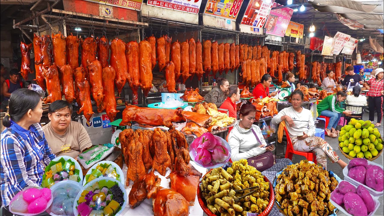 Жареная свинья, традиционный торт и многое другое - камбоджийский оживленный рынок @ Orussey Market