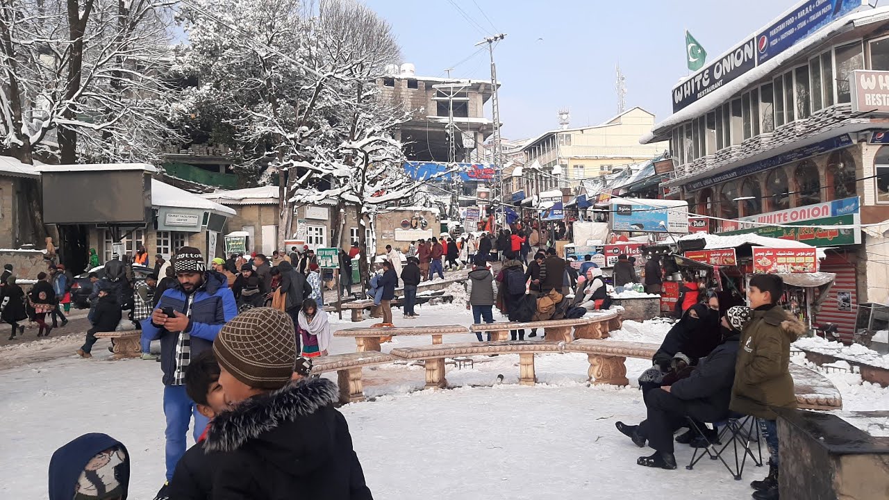 today mureee live snow falling 2021 mureee mallroad live heavy snow falling murree new snowing video