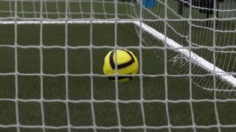 FIFA 21 proof of scripting, AI didnt even touch ball but still scores