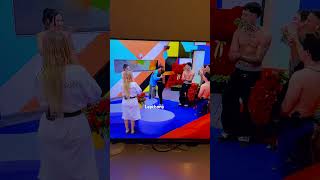 Carlos Alberto estaba triste y le dieron una sorpresa sus compañeras #solleon21 #carlosalberto￼