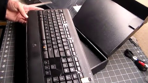 Logitech K800 Illuminated Wireless Keyboard