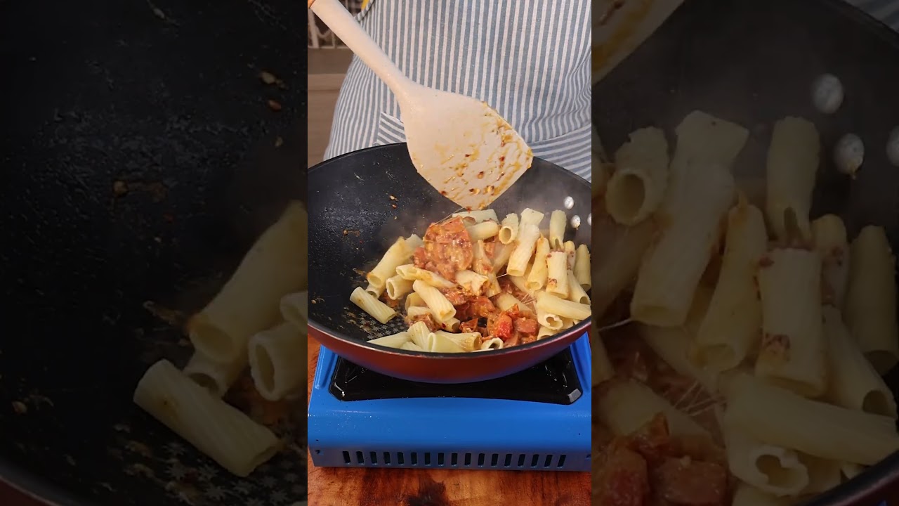 Dizon Farms Recipes: Spicy Sausage and Cherry Tomatoes Pasta  #freshisbest #dizonfarms #recipe