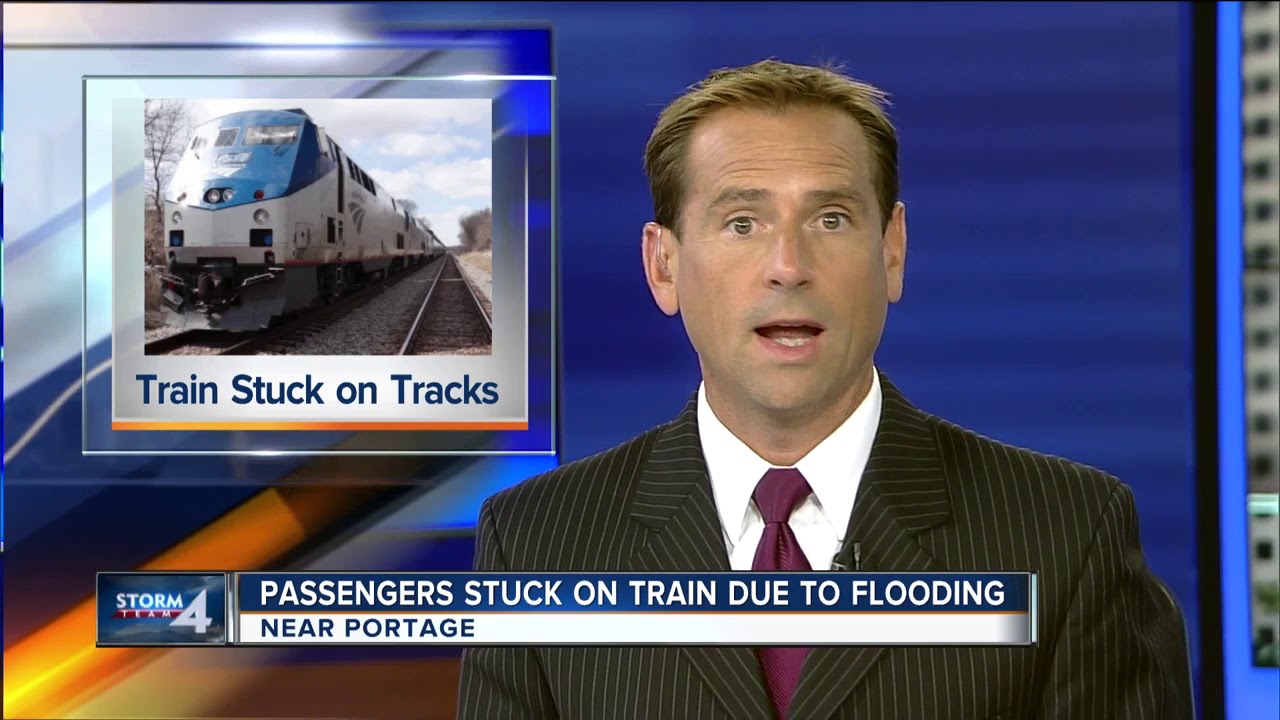 400 passengers stuck on Amtrak trains for more than 12 hours near
