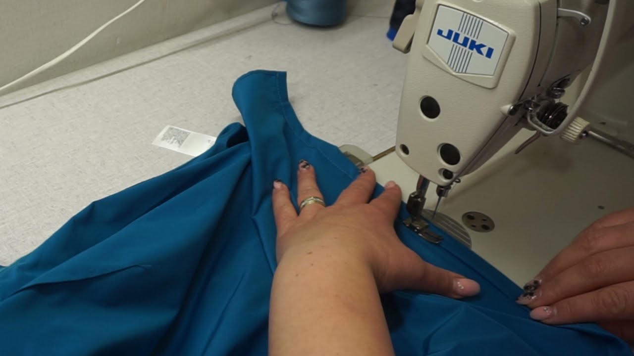 Come Accorciare un Vestitino Elegante