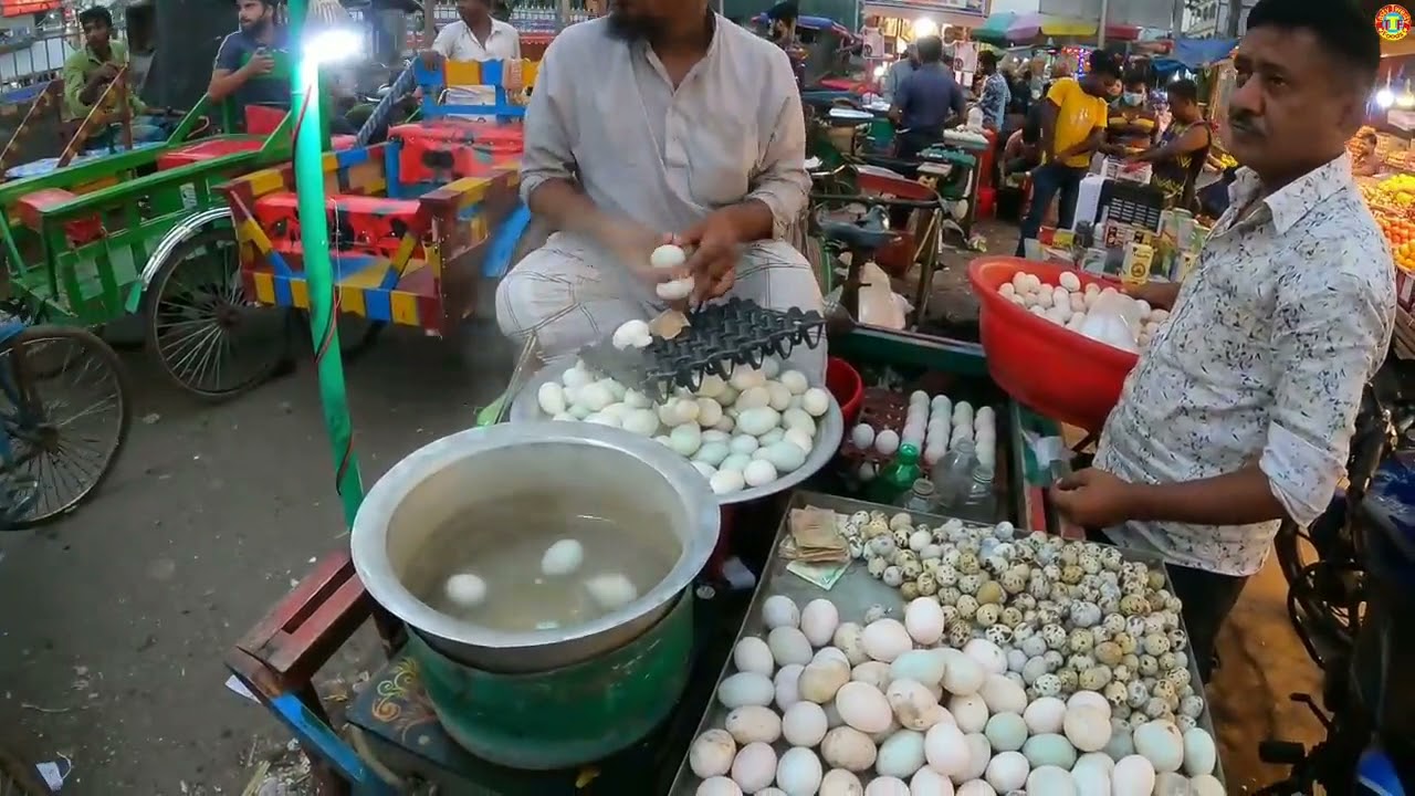 Boiled egg street food in india Health street food yummy street