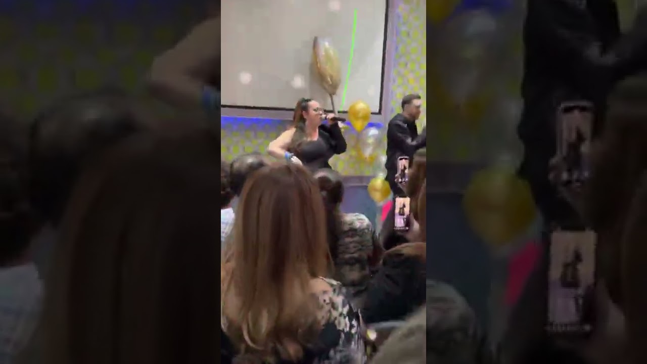 Maria Venuto & Vinnie Medugno - A little respect - live z2