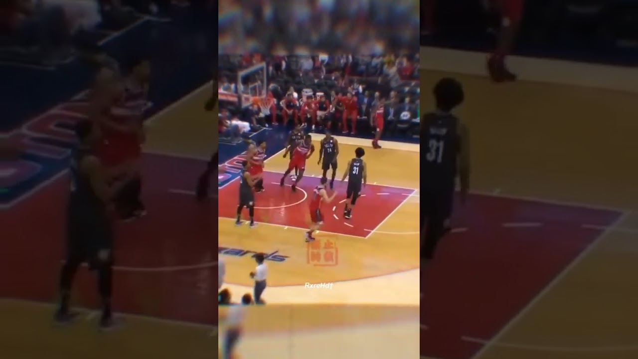 John Wall gang sign celebration 😬 