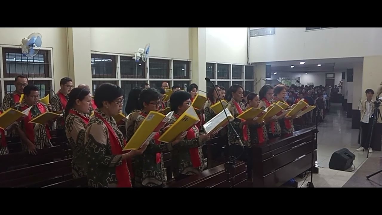 Kemuliaan (C.Pustardos) | Paduan Suara Santa Clara, Wilayah VI, Paroki Cijantung