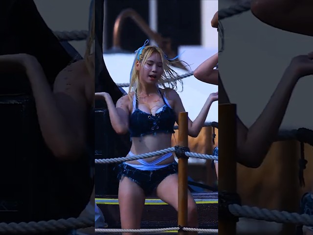 2026 김해롯데워터파크 유채연치어리더 뛰어 하이라이트 1 공연 직캠 #shorts #유채연 #치어리더 #김해롯데워터파크