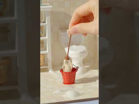 화장품으로 초미니 화장실 청소 #ASMR 🫧  Cleaning the ultra-<strong>mini</strong> toilet <strong>with</strong> cosmetics #odlysatisfying