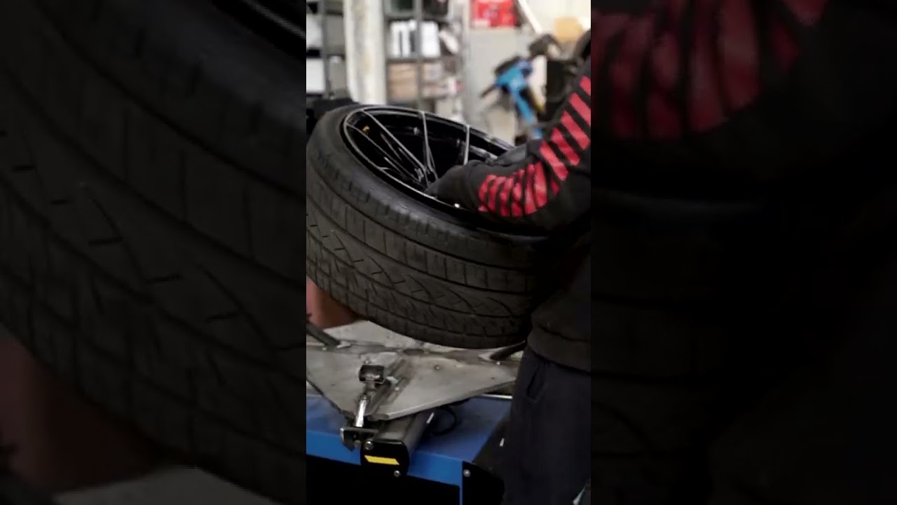Fitting Tyres to Deep Concave Riviera RF107 Wheels | Riviera Wheels
