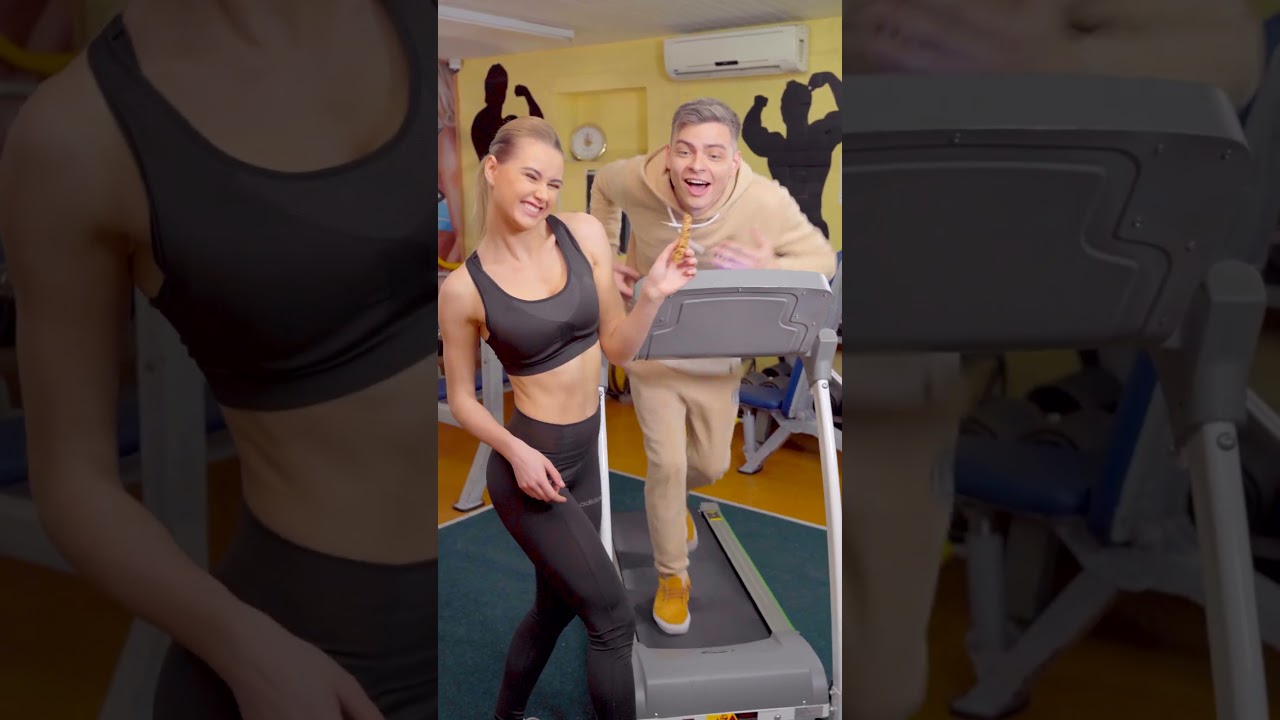 When your gym partner tempts you like this 😅🍪 