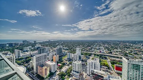 Penthouse Rise Brickell City Centre 88 SW 7th St #PH4303 Miami, FL 33130