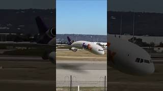 Airplane Dancedancing Aeroplane Tranding