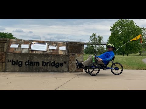 Recumbent Trikes on the Big Dam Bridge!