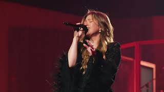 Kelly Clarkson - I'd Be Lyin' (Official Music Video) screenshot 2