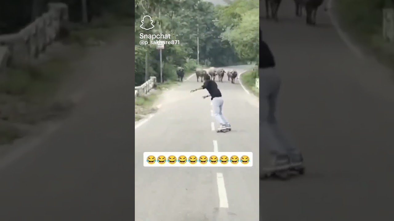 main nikala Gaddi le ke raste per ek mod aaya