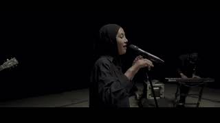 Runtuh - Feby Putri Feat. Fiersa Besari (Live Session)