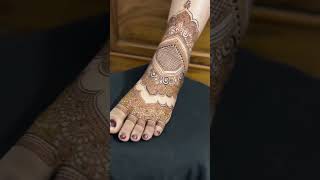Pakistani mehndi design for women #legmassage #artist #hennadesign #youtuber #ytshorts #shortvideo