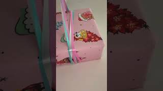 DIY gift wrap: add fake flowers