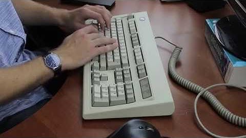 Typing Demo XL - bolt-modded vs stock IBM Model M (buckling springs) (ASMR)