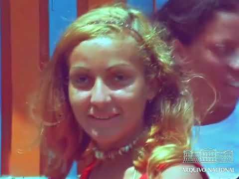 O trânsito caótico para ir a praia no Rio de Janeiro em um sábado de 1977 1440p 60fps