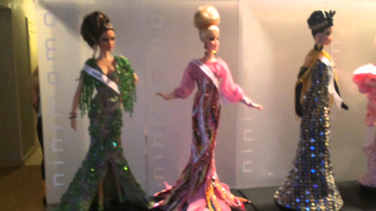 Barbie convention GAW day 1 room shopping YouTube