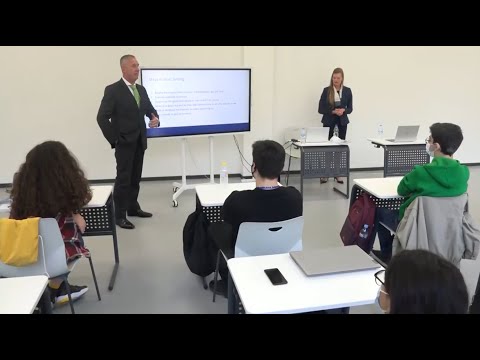 KIU-ს მსოფლიოს წამყვანი მეცნიერები და  პროფესორები სტუმრობენ