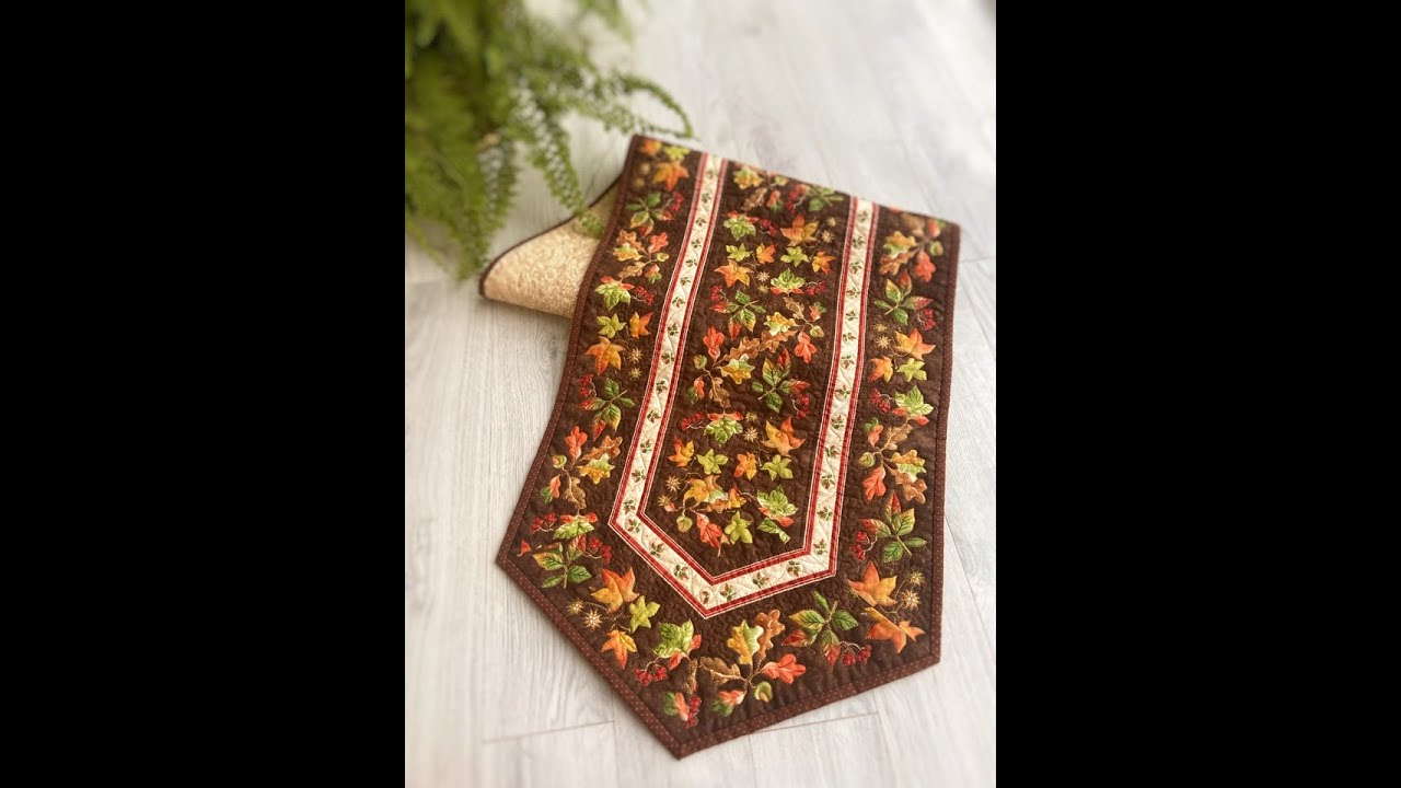 Quilted Table Runner, Table decor with leaves, Loft table topper, Fall table runner, dresser scarf