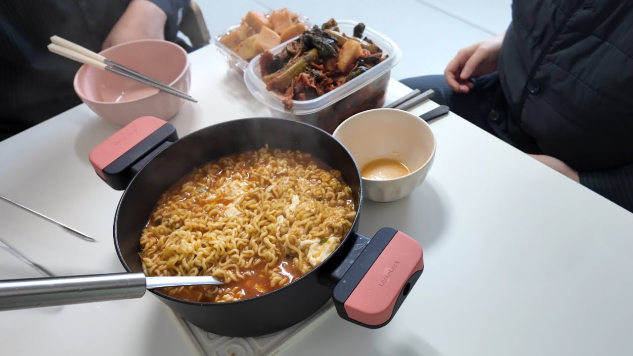 갓김치,김장김치랑 열라면 먹방|초코파이,시리얼|엽떡|돼지국밥