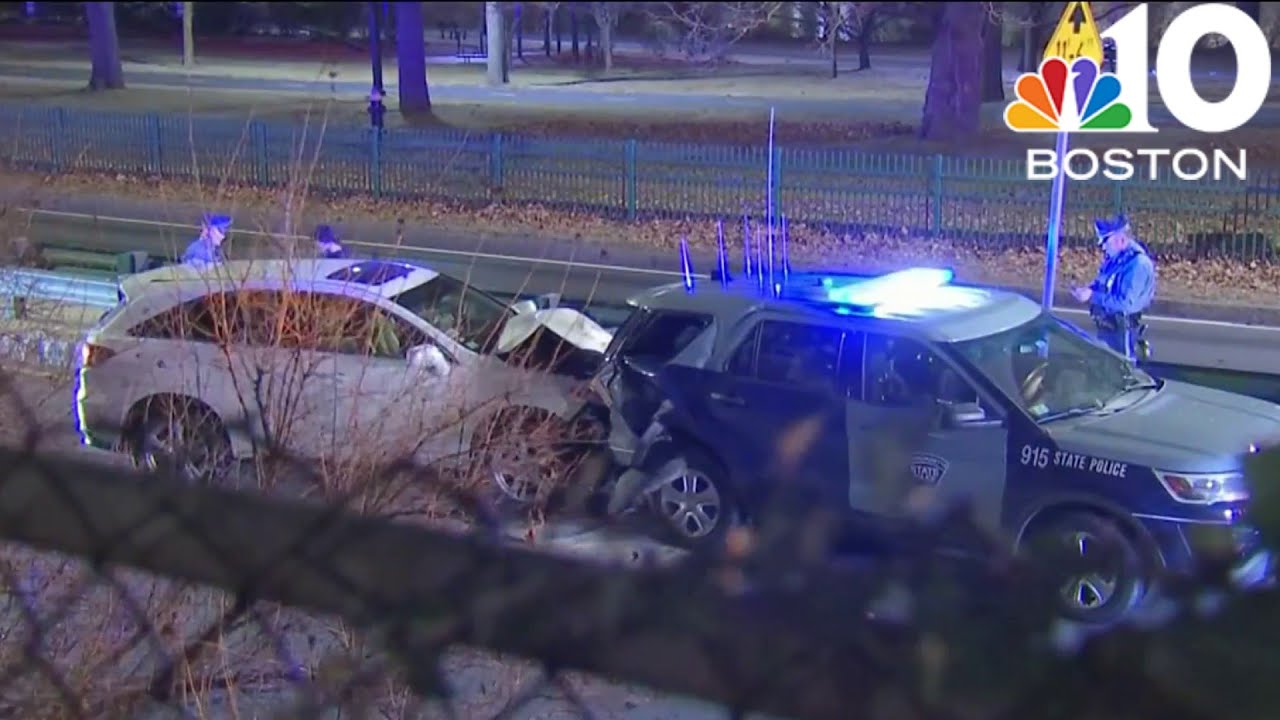 Man faces OUI charges after crashing into state police cruiser - YouTube